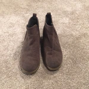 Dolce vita ankle bootie